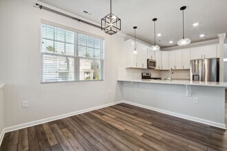 102 Bedivere Ln in Durham, NC - Building Photo - Building Photo