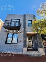 214 N Main St in Anderson, SC - Building Photo