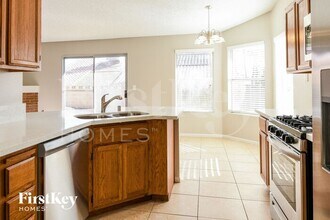 134 Arbor Way in Henderson, NV - Building Photo - Building Photo