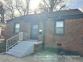 2112 NE 23rd St, Unit 208 in Oklahoma City, OK - Building Photo