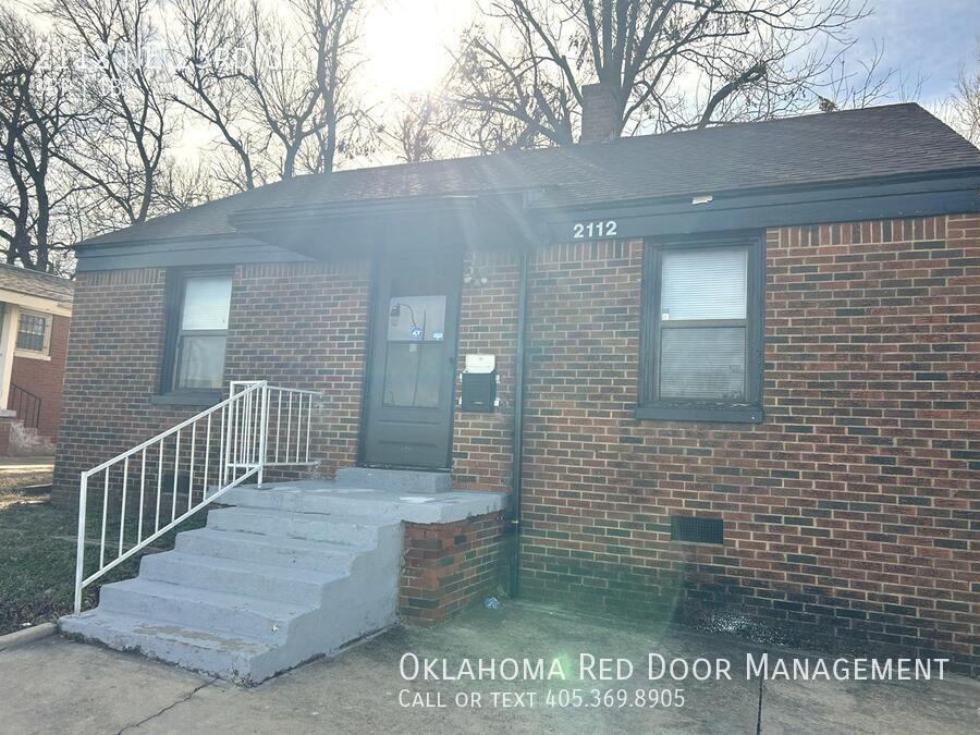 2112 NE 23rd St, Unit 208 in Oklahoma City, OK - Building Photo