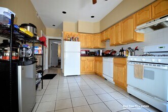 10 Strathmore Rd in Brookline, MA - Building Photo - Building Photo