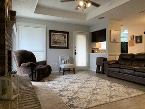 9605 Clinton Ave in Lubbock, TX - Building Photo - Building Photo