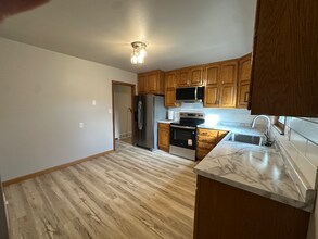 3019 S Prairie Ave in Sioux Falls, SD - Foto de edificio - Building Photo