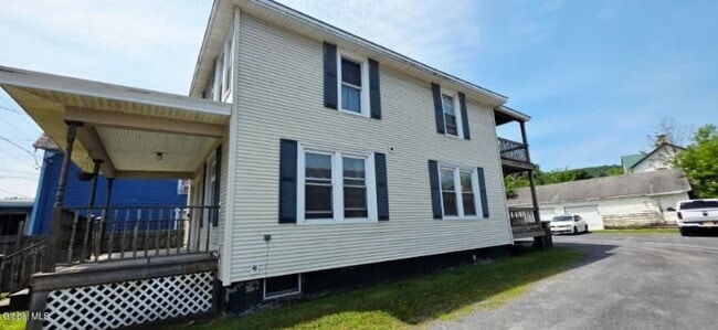 198 Broadway, Unit 1