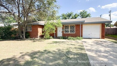 5433 6th St in Lubbock, TX - Building Photo - Building Photo