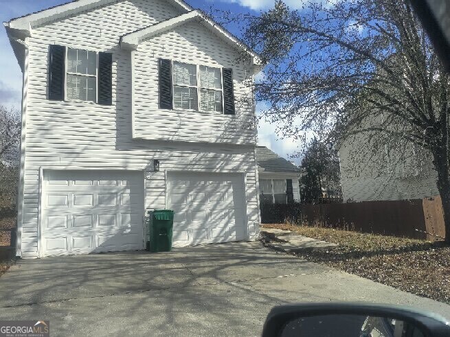 2554 Feywood Ct in Lithonia, GA - Building Photo