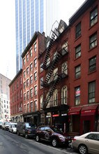 32 Water Street in New York, NY - Building Photo - Building Photo