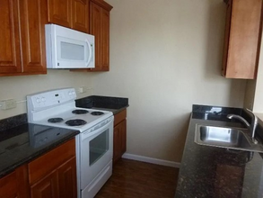 195 N 2nd W in Mountain Home, ID - Foto de edificio - Building Photo