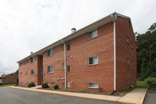 Hampden Street, 4010 Apartments