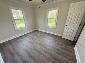 5729 E State Line Rd in Chattanooga, TN - Building Photo - Building Photo