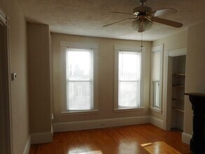 93 Rockland Ave, Unit 1 in Malden, MA - Building Photo - Building Photo