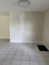 2907 W Tyson Ave in Tampa, FL - Building Photo - Building Photo