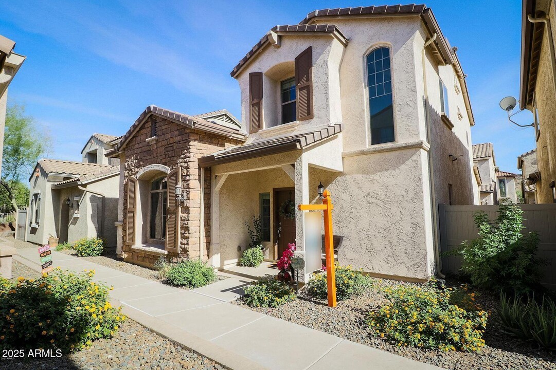 5344 W Molly Ln in Phoenix, AZ - Building Photo