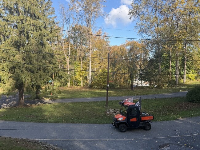 104 W Fairview St in Mohnton, PA - Building Photo - Building Photo