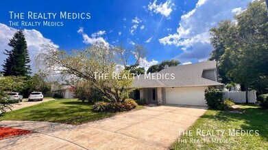 1020 Faircloth Ct in Oviedo, FL - Building Photo - Building Photo