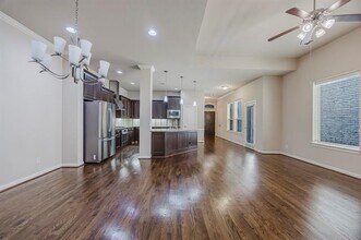 6646 DeLeon St in Irving, TX - Building Photo - Building Photo