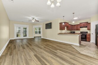 304 Shelby Lawson Dr in Myrtle Beach, SC - Building Photo - Building Photo
