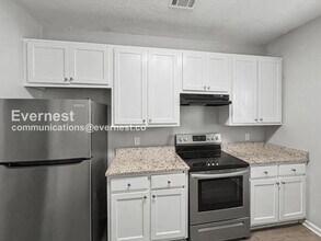 8641 Thomas Rd in Riverdale, GA - Building Photo - Building Photo