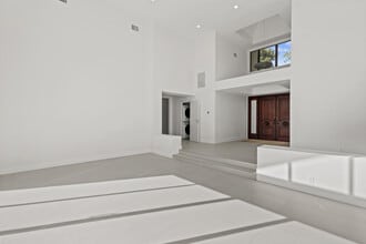 4798 NW 25th Way in Boca Raton, FL - Building Photo - Building Photo