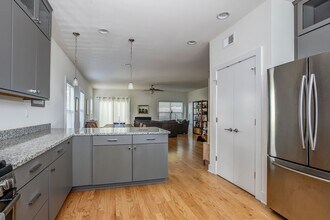 209 Burnet St in Charlottesville, VA - Building Photo - Building Photo