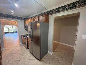 8799 Bardmoor Blvd in Seminole, FL - Building Photo - Building Photo