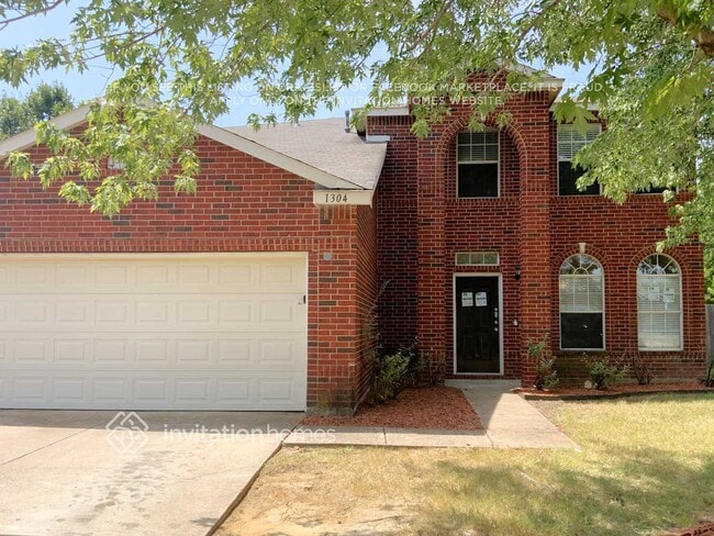 property at 1304 White Dove Ln