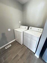 25 Medford Ct in Sicklerville, NJ - Building Photo - Building Photo