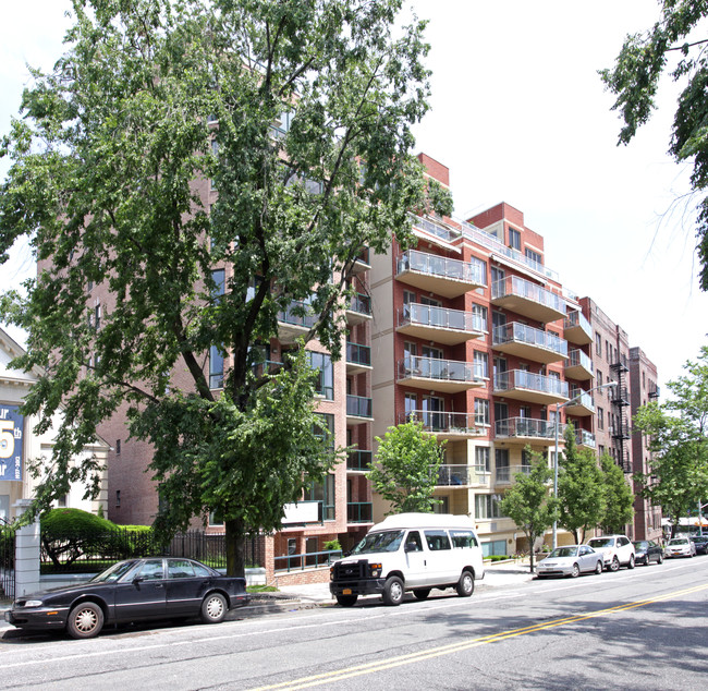 The Waterford in Brooklyn, NY - Building Photo - Building Photo