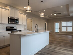 4502 Legends Dr in Champaign, IL - Building Photo - Building Photo