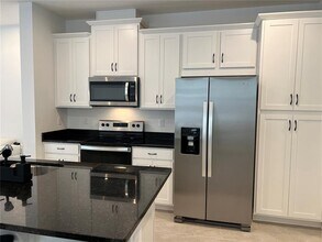 9055 Beach Tea Wy in Kissimmee, FL - Building Photo - Building Photo