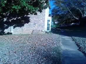 Garden Walk Condominiums in Memphis, TN - Building Photo - Building Photo