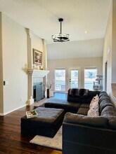 5912 NE Turquoise Dr in Lee's Summit, MO - Building Photo - Building Photo