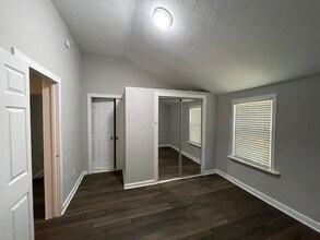 6100 Adelia Dr in Knoxville, TN - Building Photo - Building Photo