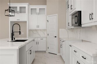 14 Jared Dr in San Juan, TX - Building Photo - Building Photo