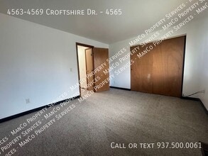 4563-4569 Croftshire Dr in Kettering, OH - Building Photo - Building Photo