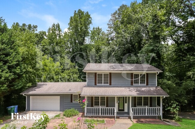 property at 3120 Oak Dr