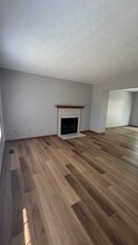 4348 Shady Meadows Dr in Grove City, OH - Building Photo - Building Photo