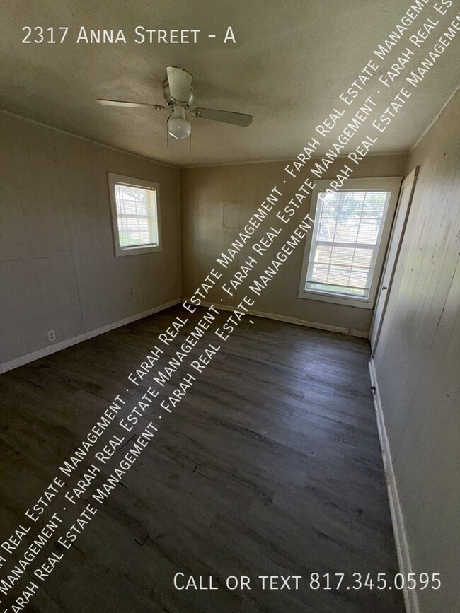 2317 Anna St in Fort Worth, TX - Building Photo - Building Photo