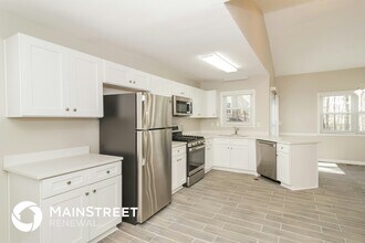215 Allatoona Highland Dr in Woodstock, GA - Building Photo - Building Photo