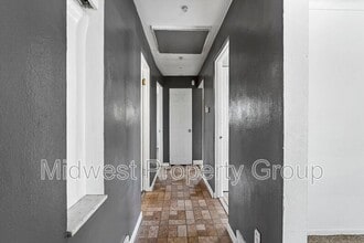 4452 Eminence Blvd in St. Louis, MO - Building Photo - Building Photo