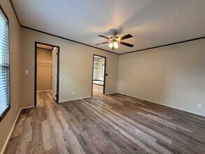 212 Peggy St in Conroe, TX - Building Photo - Building Photo