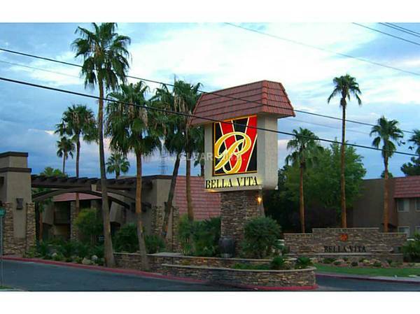 5141 River Glen Dr, Unit 156 in Las Vegas, NV - Building Photo