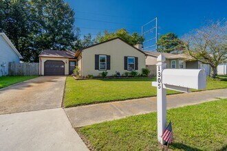 1305 Chickadee Ln in Virginia Beach, VA - Building Photo - Building Photo