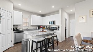 10431 Lateleaf Oak in San Antonio, TX - Building Photo - Building Photo