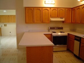 8512 Liberty Dr NE in Albuquerque, NM - Foto de edificio - Building Photo