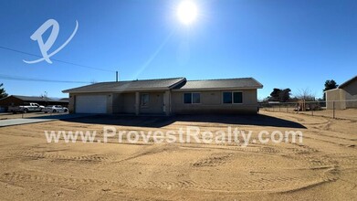 17373 Capri St in Hesperia, CA - Building Photo - Building Photo