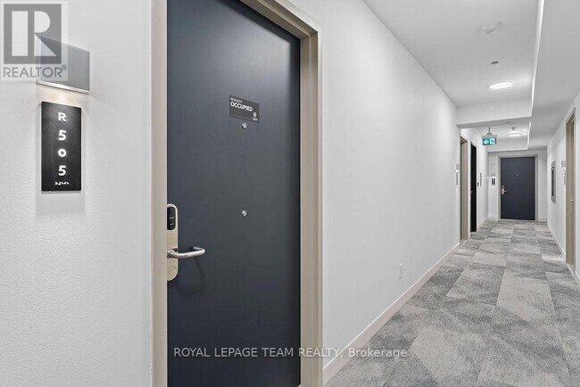 180 George St in Ottawa, ON - Building Photo - Building Photo