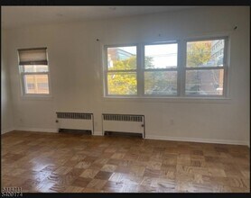 71 Audubon Ave in Jersey City, NJ - Building Photo - Building Photo