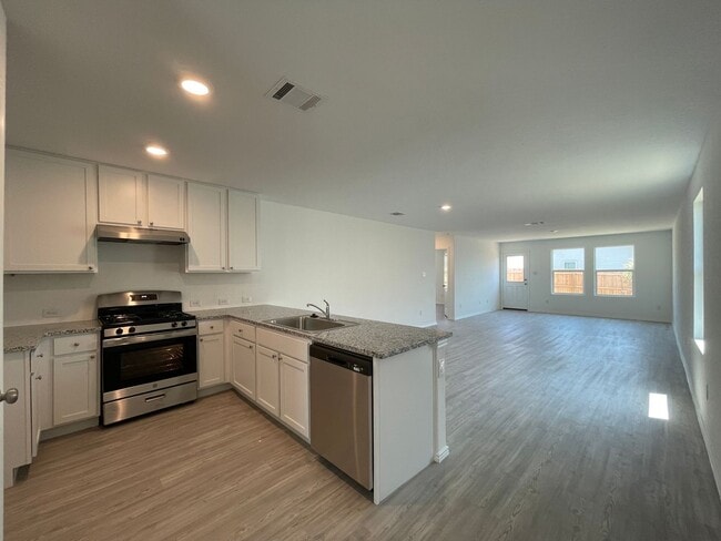 4347 Rapids Way in San Antonio, TX - Building Photo - Building Photo